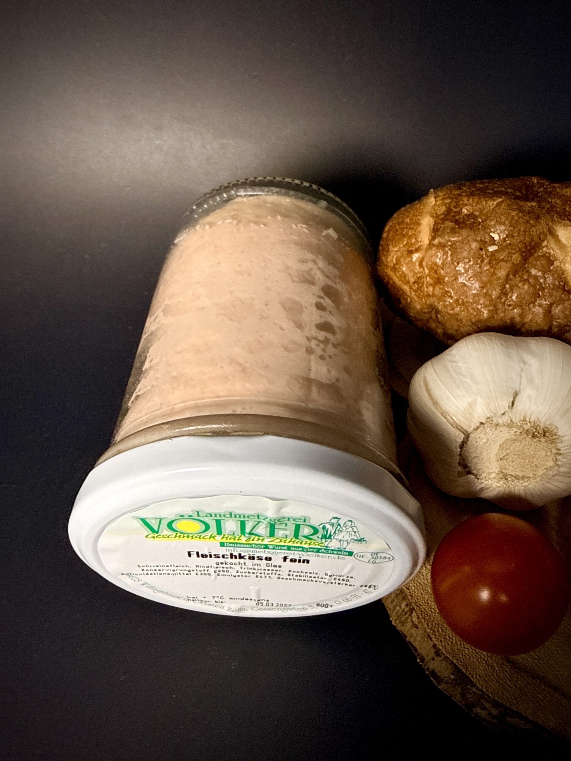 Fleischkäse fein, Fleischkäse im Glas, Fleischkäse gekocht im Glas, Fleischkäse 380 g, Fleischkäse kaufen, Fleischkäse im Glas kaufen, Fleisch im Glas kaufen, Fleischspezialitäten im Glas, Fleischwaren im Glas, Hausmacher Fleischkäse, traditioneller Fleischkäse, herzhafter Fleischkäse, gekochter Fleischkäse, Fleischkonserven im Glas, Fertiggerichte im Glas, Hausmannskost im Glas, Fleischspezialitäten kaufen, Fleisch online kaufen.